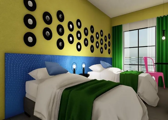 Casual Pop Art Hotel Benidorm