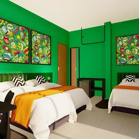 Casual Pop Art Отель 3*