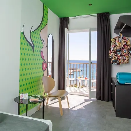 Casual Pop Art Benidorm