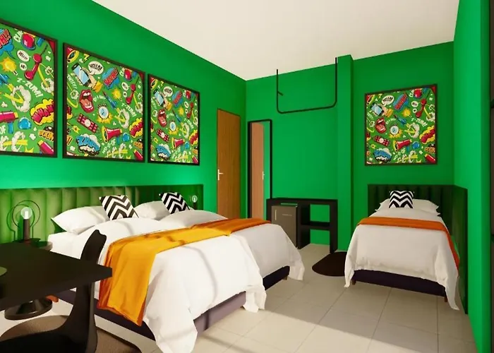 Casual Pop Art Hotel 3*