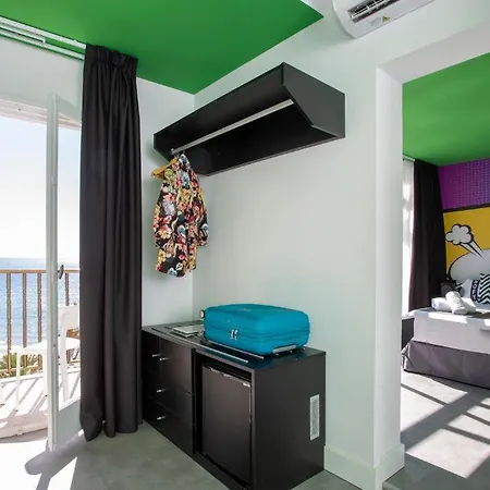 Hotel Casual Pop Art 3*